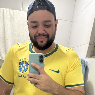 odioeabuso's tweet photo. #NovaFotoDePerfil skin brasileira até a copa acabar https://t.co/wozUh8t3eV