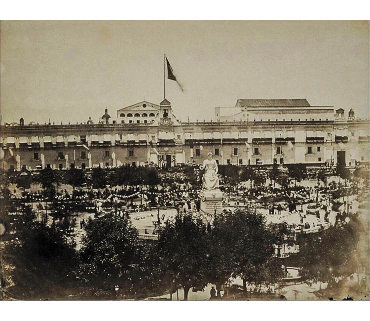 PGaleanaH's tweet photo. Al triunfo de la República, #undíacomohoy en 1867 las fuerzas imperiales aceptaron firmar un armisticio para desalojar la Ciudad de México. La República se comprometió a la protección de vidas, las propiedades y la libertad de los habitantes de la ciudad. https://t.co/2n01RfNiSB