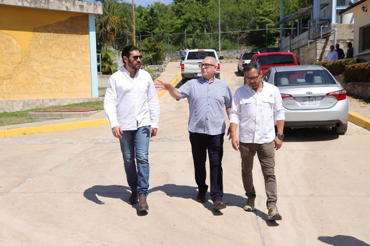 Conagua_OCFSur's tweet photo. 💧 Personal del OCFS de la Conagua y del SMAPA Tuxtla realizaron un recorrido por la Obra de Captación y Planta Potabilizadora de Ciudad del Agua.

🤝 Durante la visita se conocieron los procesos operativos y el equipamiento de esta infraestructura estratégica. https://t.co/LCaBhxpg8J