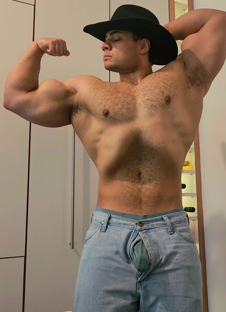 buff_weeb's tweet photo. Ride a cowboy https://t.co/7zWOC0ScBO