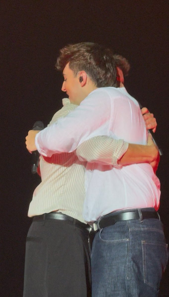 idaxjuantin's tweet photo. os amo https://t.co/Gqruek76te