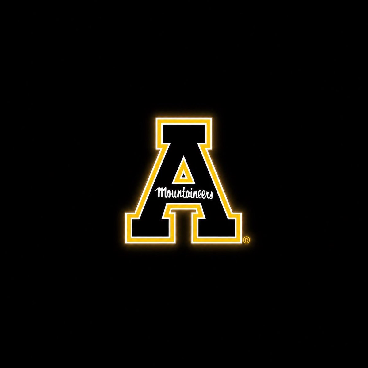 trevortonon's tweet photo. After a great camp and conversation with @Dowell_Loggains, I’m blessed to have earned an offer from App State! @CoachDjSmith @Cfuller29Coach @Coach_Shak @Aaron_Fierbaugh @Coach_TKelley @MJGreenhalgh_ @Ryanhuff21 @hodge_grier  @CoachTravisRay @evemariepetro @LoganHallSC @MingoKarson @bishops_fb @DAWGHZERECRUITS @TomLoy247 @SWiltfong_  @Andy_Villamarzo @adamgorney @BrandonHuffman @ChadSimmons_ @AppFBRecruiting @WestonScambler