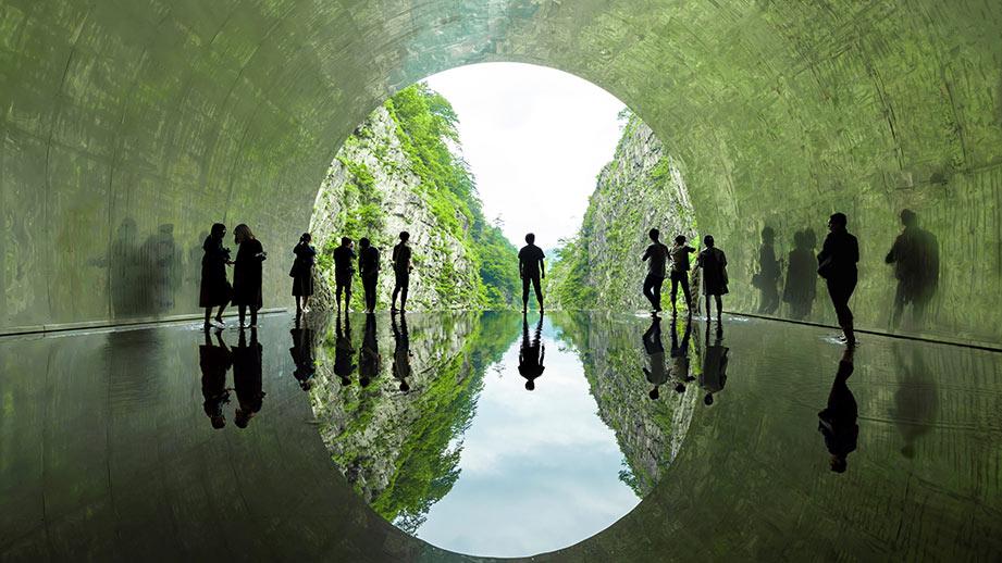cobb_room's tweet photo. 【保存版】
人生で一度は行きたい、日本の絶景15選

【北海道】然別湖
【青森県】奥入瀬渓流
【福島県】五色沼
【群馬県】吹割の滝
【神奈川県】猿島
【長野県】千畳敷カール
【新潟県】清津峡
【石川県】白米千枚田
【兵庫県】竹田城跡
【和歌山県】那智の瀧
【香川県】父母ヶ浜
【高知県】仁淀川
【山口県】秋吉台
【熊本県】草千里ヶ浜
【沖縄県】真栄田岬