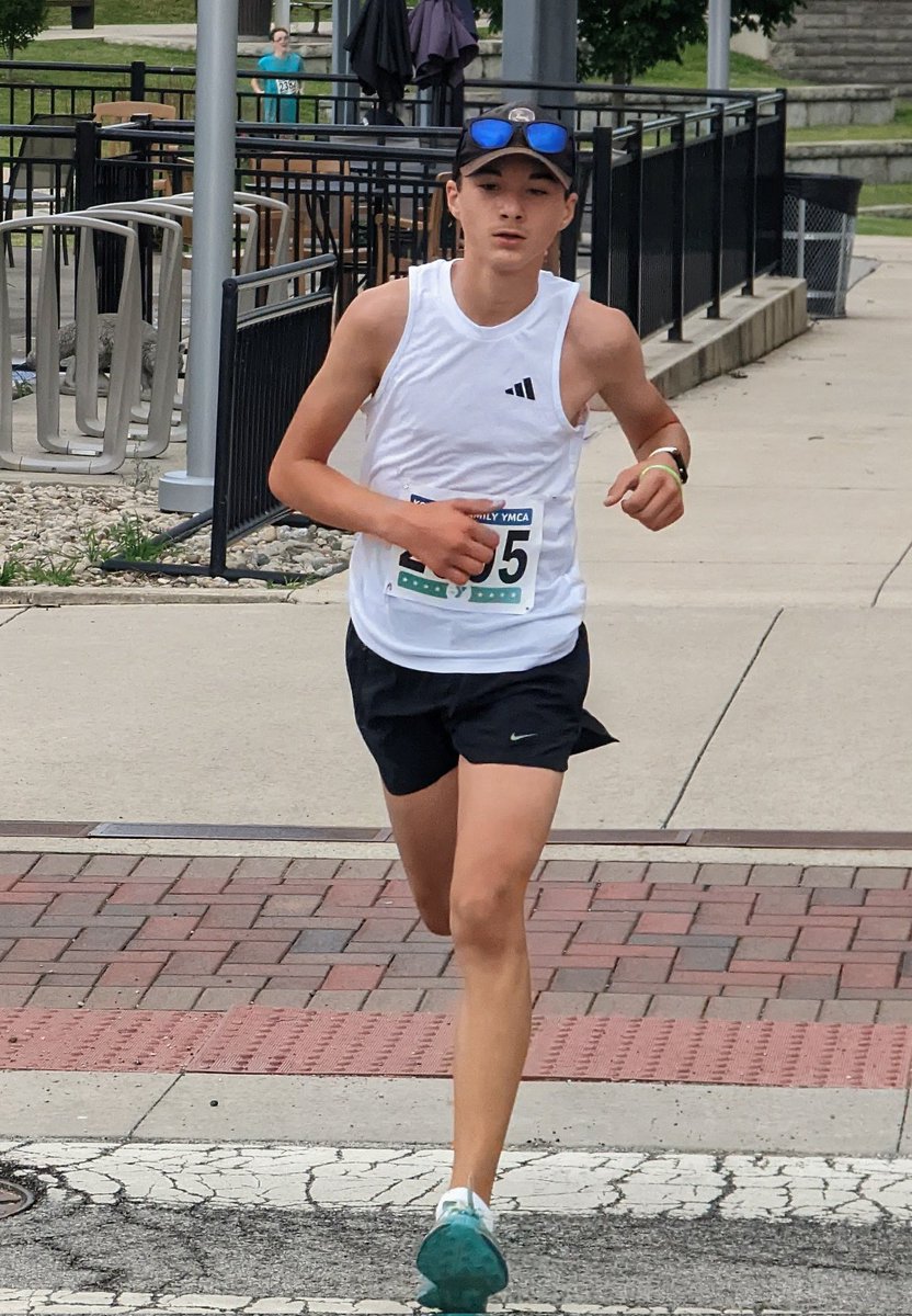 WesternTrackXC's tweet photo. Great job by Hudson Tanner today claiming the top place at the annual Haynes-Apperson Festival 5K. https://t.co/ukxeed0M5G
