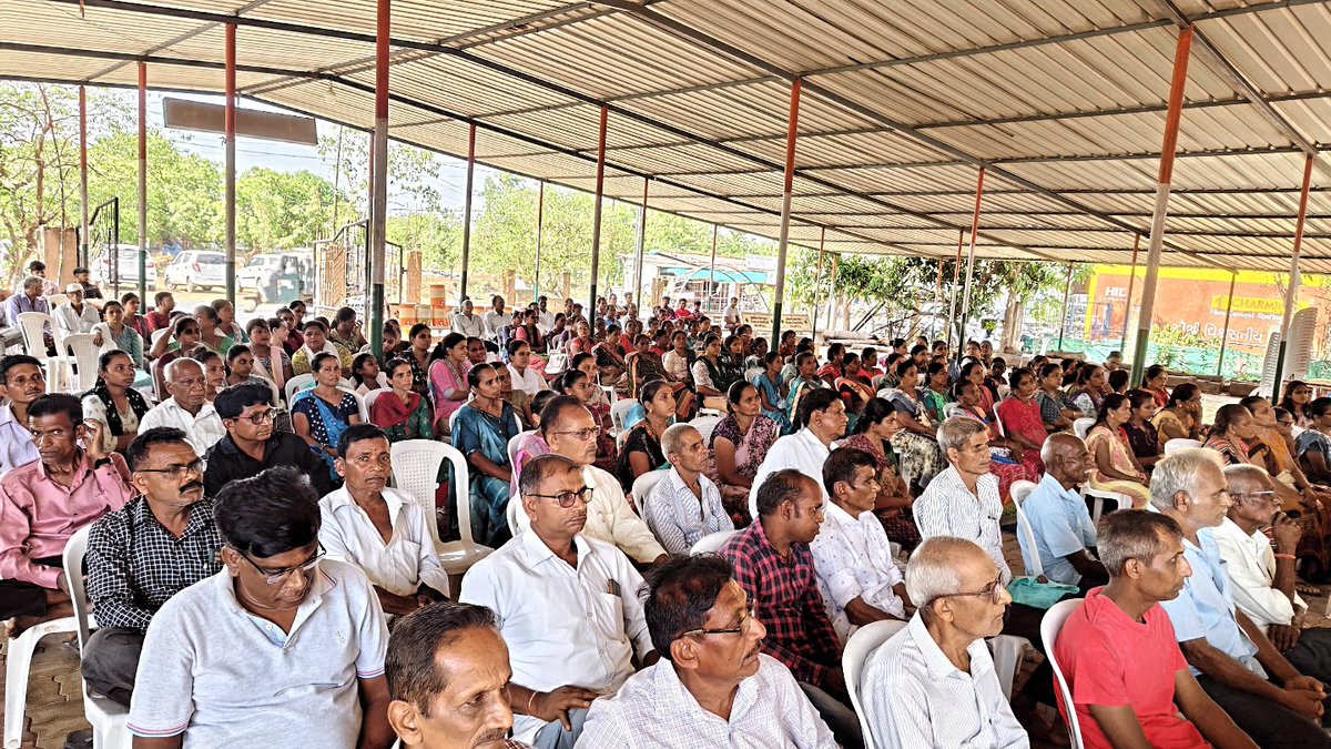 DAO_Navsari's tweet photo. માન. વડાપ્રધાન શ્રી નરેન્દ્રભાઈ મોદીના વરદહસ્તે પી.એમ. કિસાન સન્માન નિધિ યોજનાનો ૨૩મો હપ્તો રીલીઝ પ્રસંગે જિલ્લાના તમામ તાલુકાઓમાં “પી.એમ. કિસાન ઉત્સવ દિવસ” યોજાયો. આ યોજના હેઠળ જિલ્લાના ૧.૩૦ લાખથી વધુ ખેડૂત લાભાર્થીઓને રૂ. ૨૬.૧૦ કરોડથી વધુ સહાય ડી.બી.ટી. મારફતે સીધી જમા કરાઈ. https://t.co/Cvev28KsuB