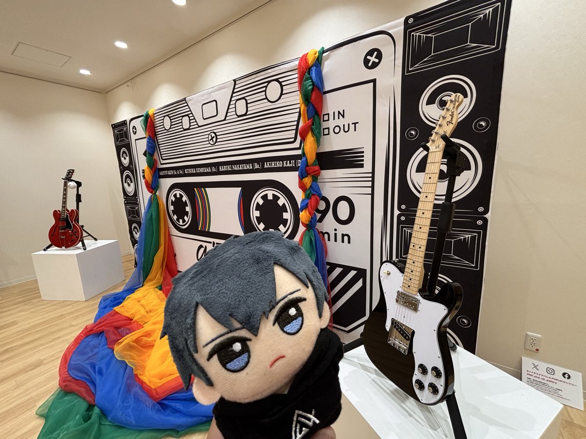 dail45's tweet photo. ノイタミナアパレルのなんばマルイのポップアップへ巨大毛玉さんに会いに行ってきました🐾 かわいいよ毛玉🐶りつまふの🎸も見てきましたー！
欲しいなと思ってたギヴンのボディバッグが売り切れだったのが残念…頂いたノイアパさんのショップカードの通販今日までだから忘れないようにしないと💭 https://t.co/K4gVjtrgXw