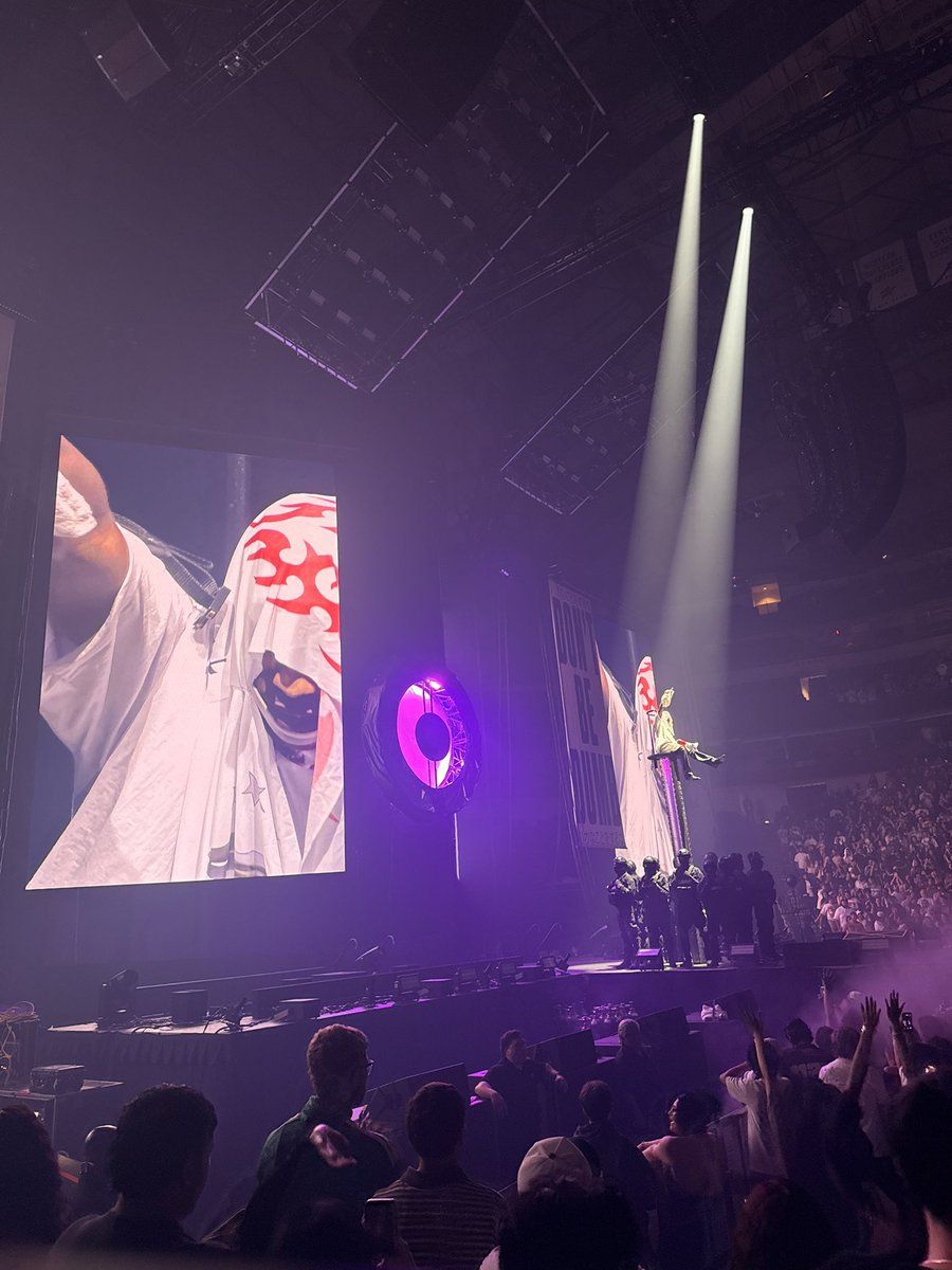 subienessx's tweet photo. I levitated when he performed Fine Whine, Sundress and SANDMAN!!!! Shoutout to the girly pop sign to requesting that song!!!  #asaprocky #dallastx https://t.co/uXiLuAutCE