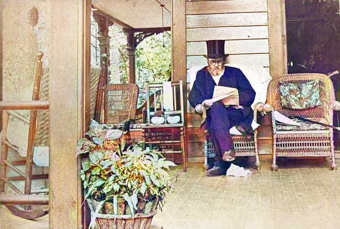 HistoryWJacob's tweet photo. In 1884, Ulysses S. Grant was dying of throat cancer and was dead broke.

His money was wiped out by a swindler who stole his fortune. 

Desperate to leave something for his wife, he agreed to write his Civil War memoirs and was close to signing a contract for a meager 10% royalty.

Mark Twain stepped in, called the deal robbery and offered Grant 70% of the profits through his own publishing company. 

Grant raced death to finish the book, completing it just days before he died in July 1885.

It became one of the greatest memoirs ever written.

 The royalties left his widow nearly half a million dollars, about $16 million today, and the book has never gone out of print.