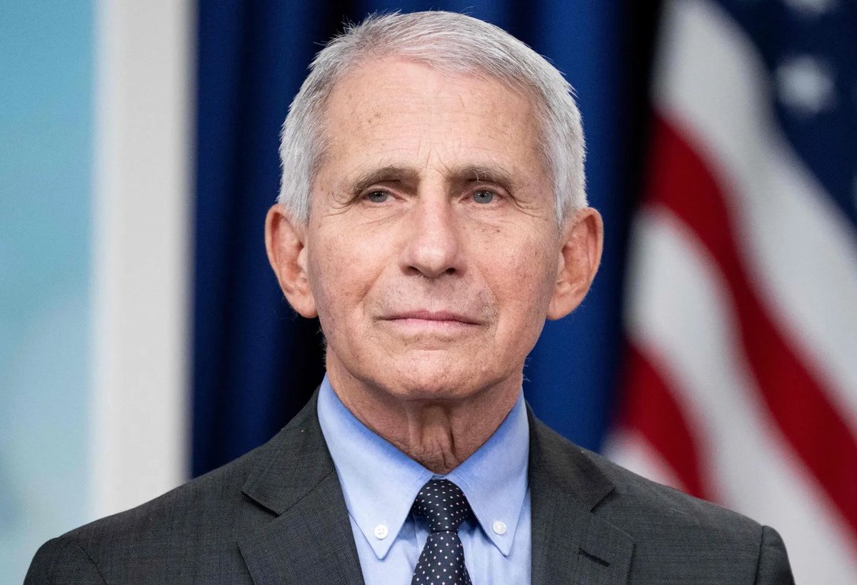LangmanVince's tweet photo. The damage this evil man did to shool aged children in this country during the Covid pandemic will be felt for decades to come, and he got away with it! https://t.co/dRh31DkhHl