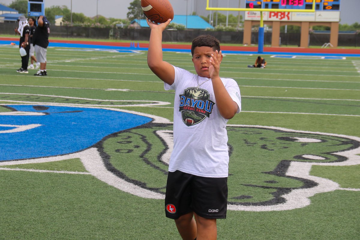 DickinsonISD's tweet photo. Bayou Football Camp brought the energy to Sam Vitanza Stadium today! 🏈

Led by Micah Barnett, former players and volunteers, young athletes learned new skills, competed and built confidence.

Check out moments from today’s free community camp!

#GatorPride https://t.co/BJLVcjyIFt