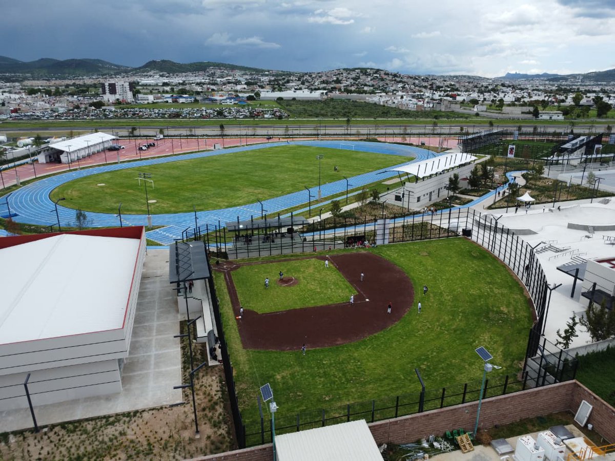 gobiernohidalgo's tweet photo. Hidalgo avanza con proyectos que transforman vidas.
Con la apertura de la Ciudad Deportiva de Alto Rendimiento y la inauguración de la Villa Deportiva, encabezadas por el gobernador @juliomenchaca_, hoy se cuenta con espacios que impulsan el talento, la inclusión y el bienestar. https://t.co/zq2tAjfbYz