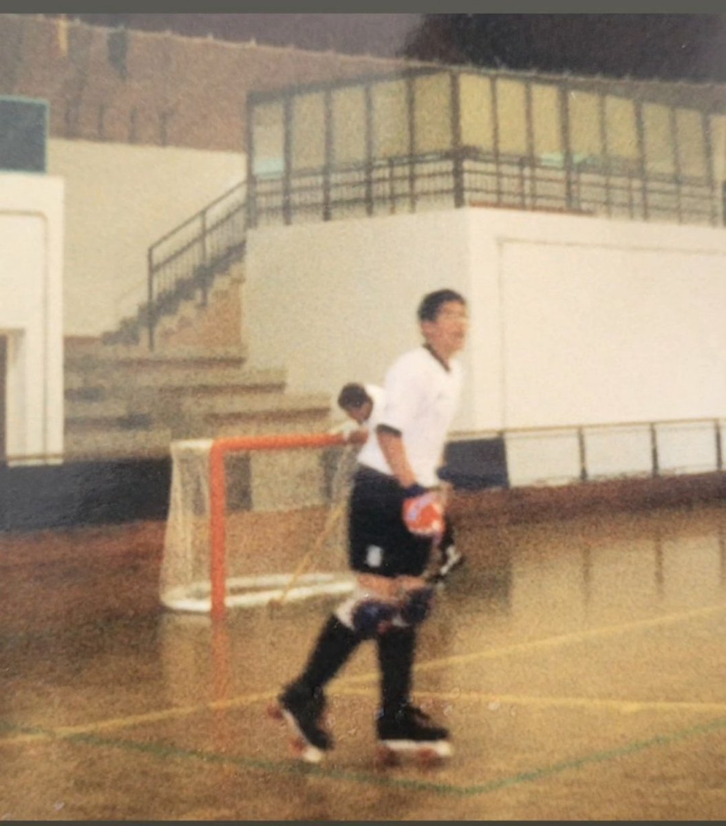 PANTALLETA26's tweet photo. Cuando jugaba a hockey sobre patines
Se que era el campeonato de España y si no me falla la memoria era en Cáceres https://t.co/xnPhMd0Hk1
