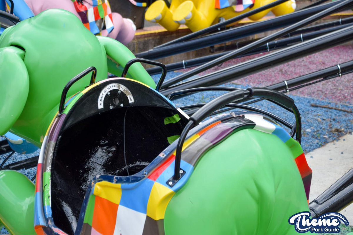 ThemeParkGuide tweet picture