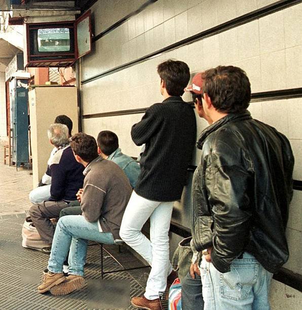 gaunadiego2001's tweet photo. Aficionados 🇵🇾 🧉 mundial 98. https://t.co/54H0sjepw6