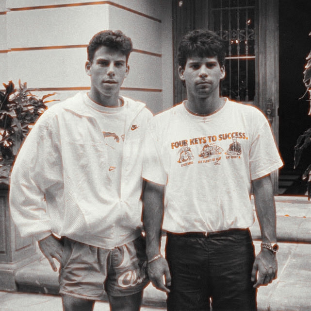 MenendezLegacy's tweet photo. Sending some positivity out into the world today ✨

Wishing Lyle and Erik strength, peace, happiness, and brighter days ahead. 

May the future bring hope, joy, and plenty of reasons to smile 🫶🏼🩵

#JusticeForErikAndLyle #Positivity #growth #TheMenendezBrothers https://t.co/dAYiztdiv8