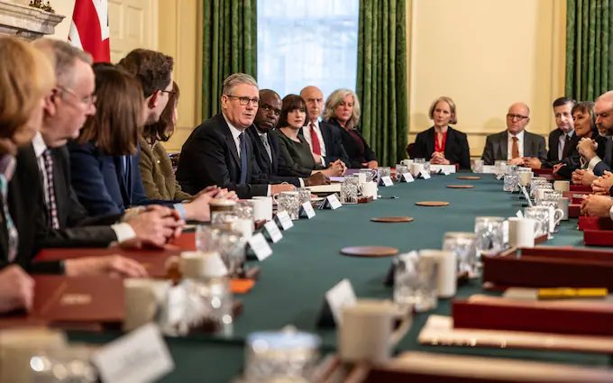 Babsboy99's tweet photo. Been off the whole day, getting up to see that @Keir_Starmer is considering to resign his position as the Prime Minister of Britain is a welcome idea.

I do hope our leaders can also resign if they notice how well they fail too. 

Patiently awaiting @officialABAT resignation too. https://t.co/SJLmyQYc92