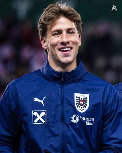 bobzy99's tweet photo. BRIGHTON TRIGGER €6M RELEASE CLAUSE FOR MICHAEL SVOBODA! 🔵

Deal on with Venezia.
The Austrian defender is heading to the Seagulls.
Done. 🔥
Brighton fans good signing? https://t.co/gQsNnfvjZZ
