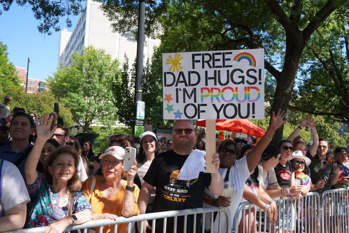 MayorBowser's tweet photo. Thank you to everyone who joined us for 51 years of Pride in the future 51st state. 🌈
 
❤️🧡💛💚💙💜 https://t.co/EpOxIWkXTh