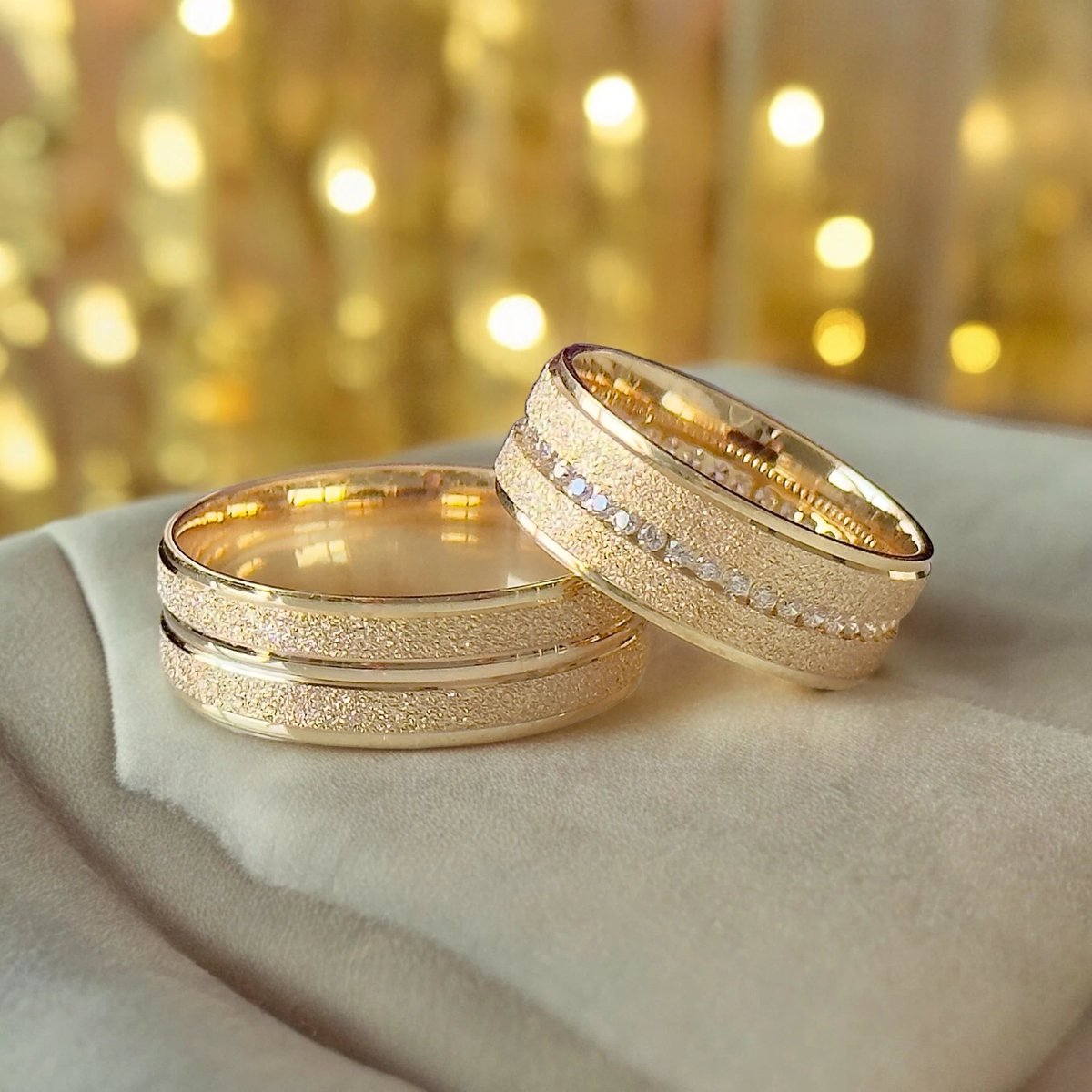 MereRyetoo's tweet photo. Why does it look like an enlarged wedding ring now? https://t.co/3sXTVnvj0y