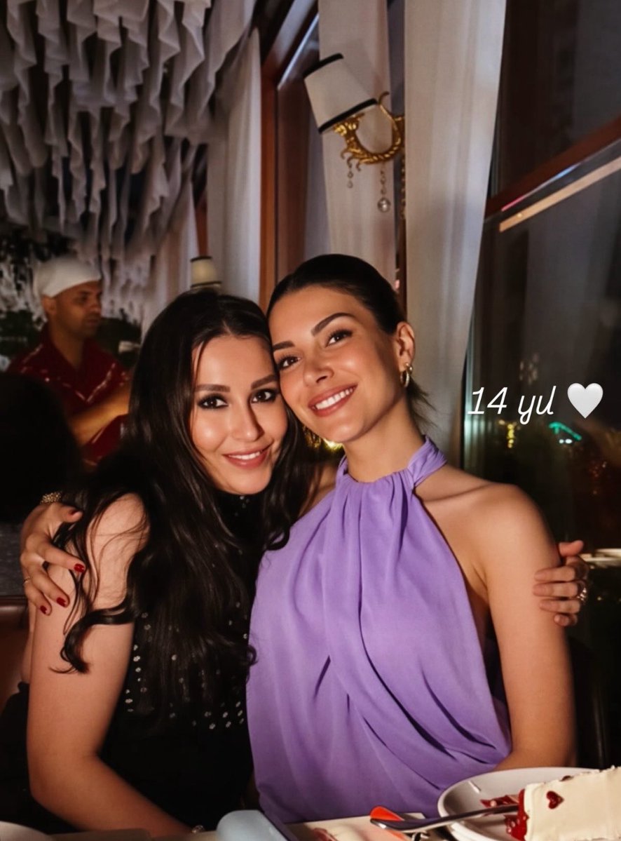 deniesdil's tweet photo. Gorgeous 🫠💜 https://t.co/4lmHcpsyTX