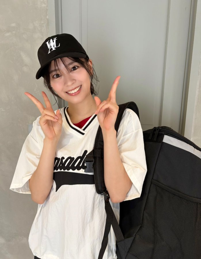 anjeromeo's tweet photo. おはぴとか😆
6/21(日)の朝です
今日は国立イコラブに参加します
天気大丈夫かな💦
それでは皆さん今日も1日
よろしくお願いします🙇
＃坂井仁香 https://t.co/5aOzK90Dh4