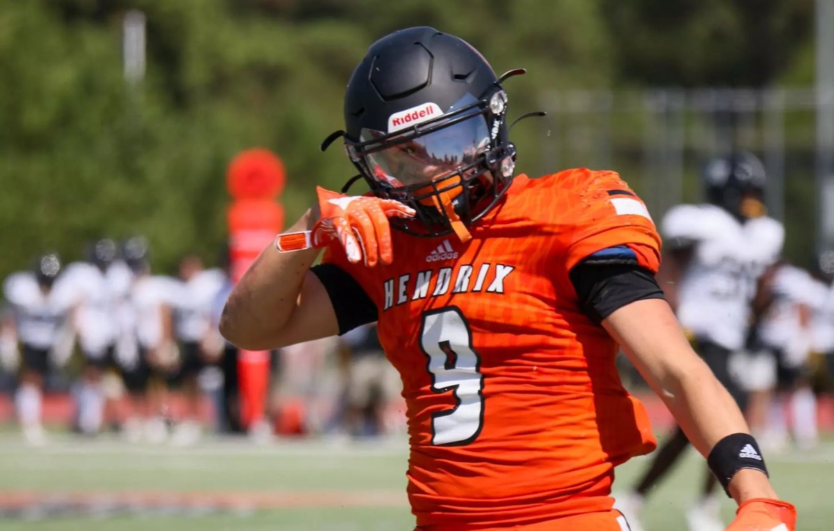 pradamadejai's tweet photo. After a wonderful visit at @HendrixFootball I am beyond blessed to receive an offer, Go Warriors !
@RussHeidiSLC @PGHawkFootball @HendrixFootball @Coach_JDarby @kpatterson1235 https://t.co/ldF3aKBbzB