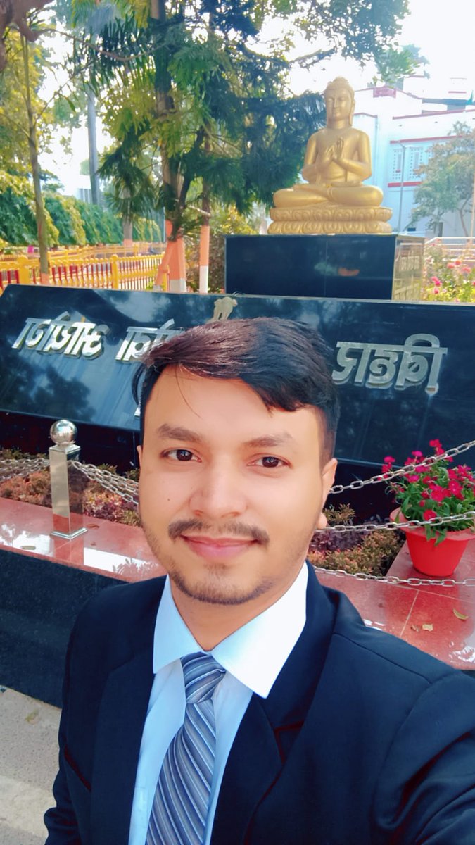 Avibuxar's tweet photo. " जो मिला है, वह मेरी योग्यता से अधिक ईश्वर की कृपा और माता-पिता के आशीर्वाद का परिणाम है..."

BPSC 70th में Assistant tax Commissioner के पद पर चयनित होने का सौभाग्य प्राप्त हुआ है... https://t.co/sEYP8EvzBT