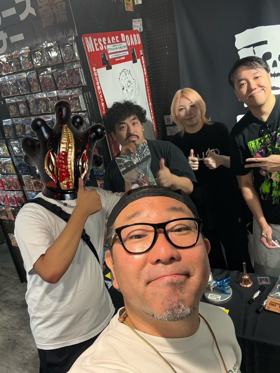SamonTang1998's tweet photo. 昨日マジで最高な一日だった
#gyaromi #墓場の画廊 #DevilToys https://t.co/p62ieFRfL6