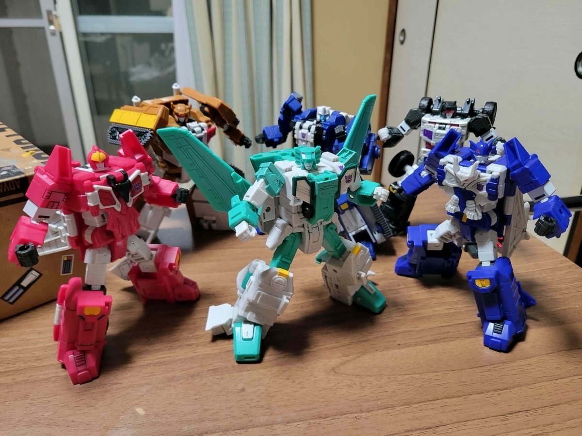 akio_tf_'s tweet photo. 金曜日@Robotkingdom_hkから届いたHaslabライオカイザーです。
#トランスフォーマー
#Haslab
#ライオカイザー https://t.co/LYZ4bZi9tg