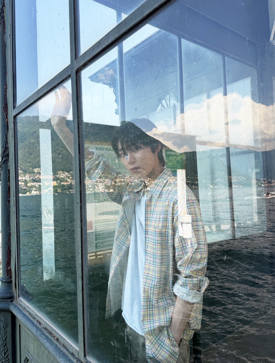 blckpnksn's tweet photo. 260621 ENHYPEN Instagram post

#SUNOO #엔하이픈_선우  #선우
#PRADAxENHYPEN
#ENHYPENonPradaSS27 https://t.co/hVDL05Z5DK