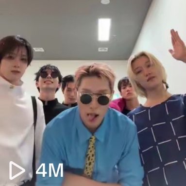 dearestseob's tweet photo. 4M?!?!! GET OUT MY HOUSE YOU DONT KNOW THEM LIKE I DO !! https://t.co/jh6VLvWauq