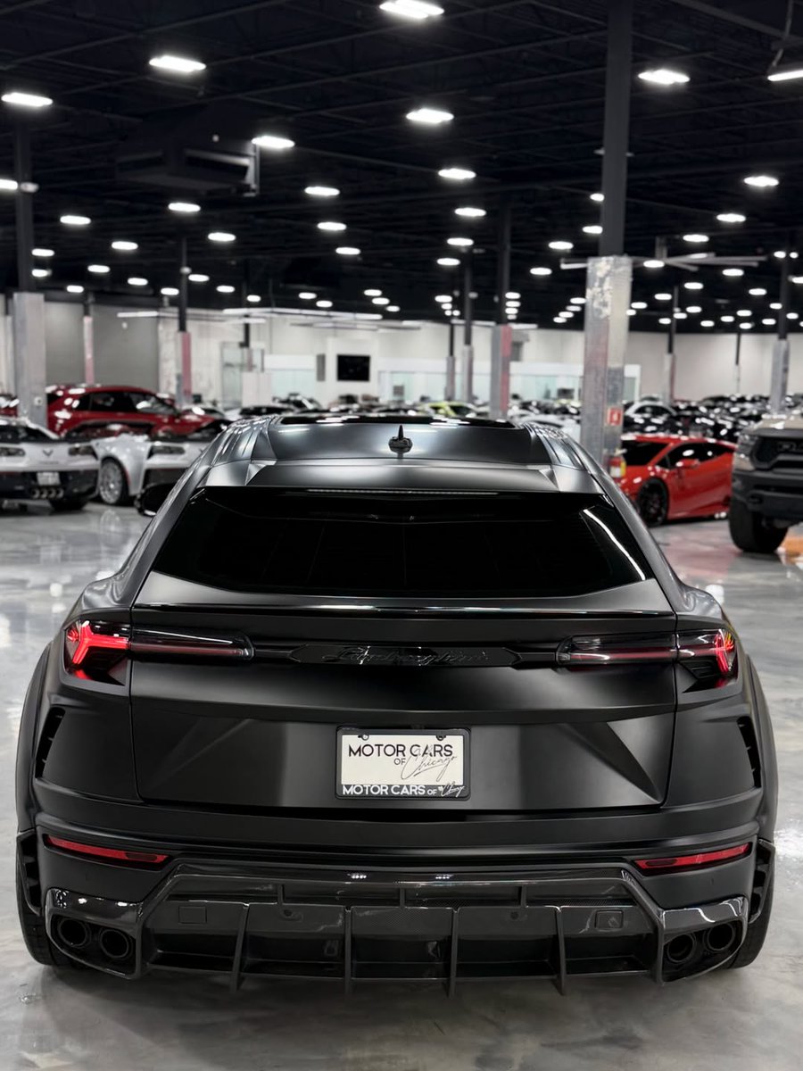ThrottleCars's tweet photo. Lamborghini Urus Widebody https://t.co/gG1ajO9jBU