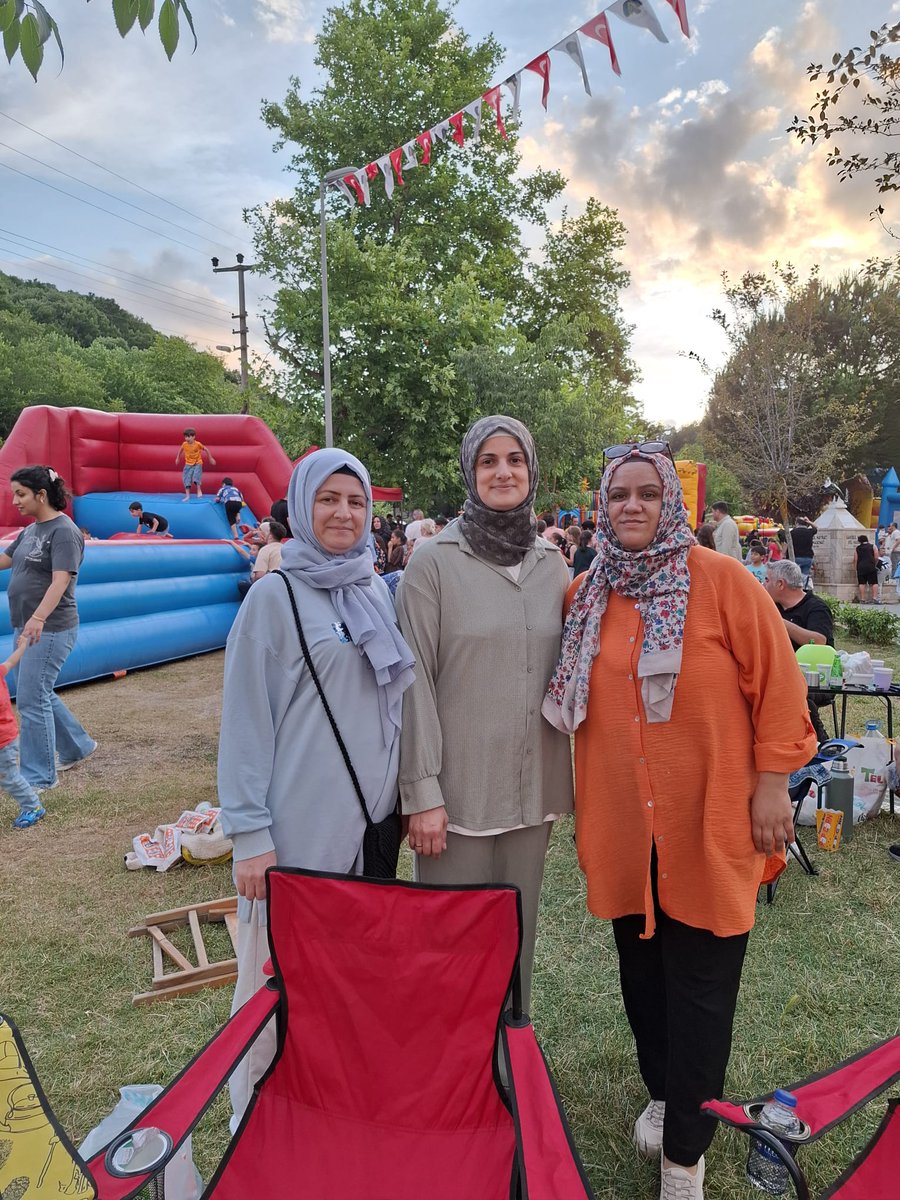 ak_termal's tweet photo. Termal Kadın Kolları olarak, 7. Geleneksel Termal Belediyesi Çocuk Şenliğine katılım sağladık. 
Şenliğine emeği geçen herkese teşekkür ederiz. https://t.co/3tm63Bov1n