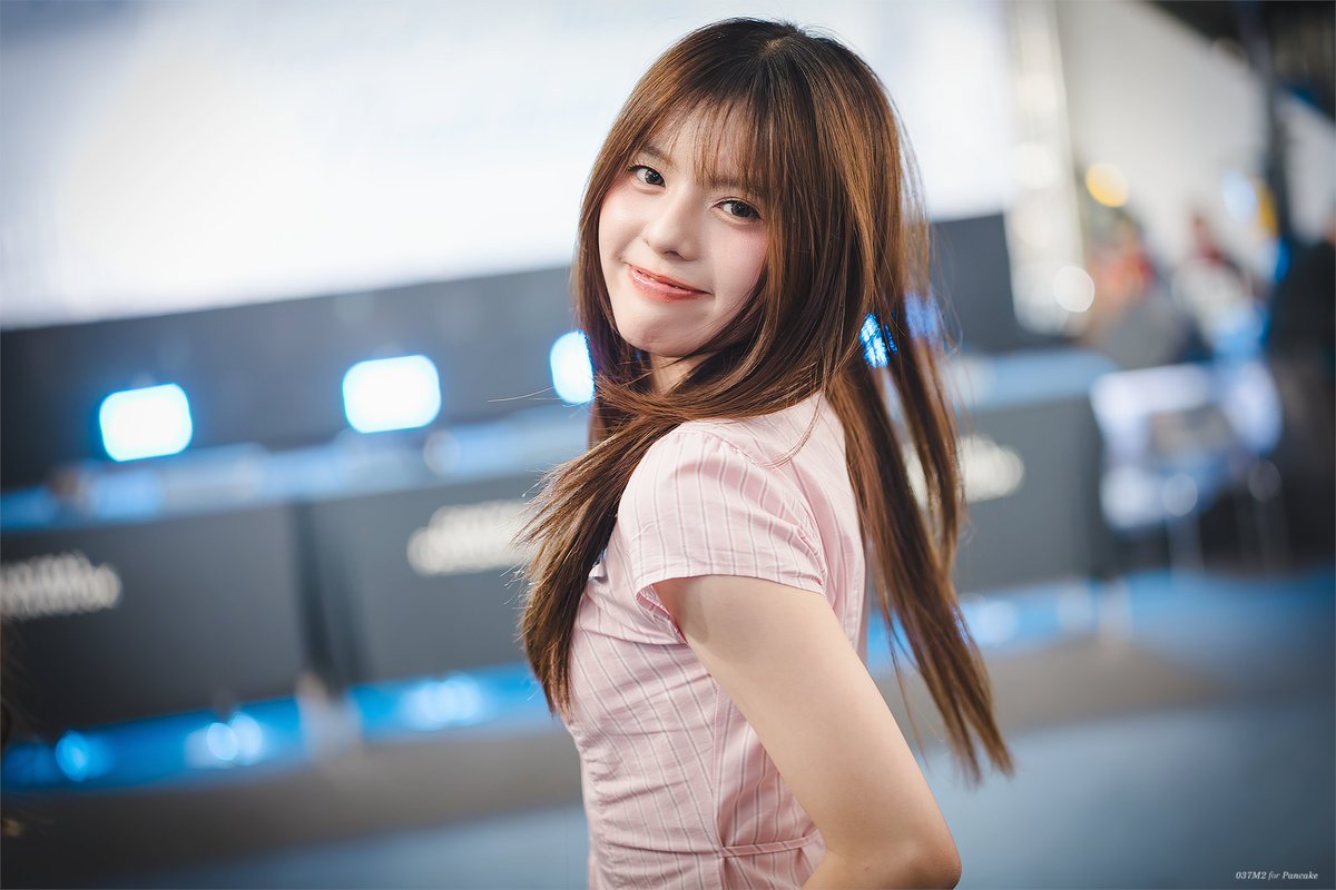 037_m2's tweet photo. 𝐌𝐲 𝐀𝐩𝐨𝐥𝐨𝐠𝐢𝐳𝐞 ❤ (4)

[260620] Pancake BNK48 @ BNK48 6th Album “Ponytail to Shushu” Roadshow, Central Phitsanulok.
#PancakeBNK48
#BNK48
#037M2 https://t.co/rK1MgglRas