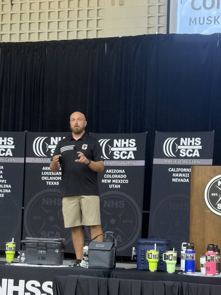 coach_Mahler's tweet photo. Coach @CoachStokowski the mad scientist wrapping up @nhssca_us and #NATCON26 https://t.co/FHJ1z85sZl