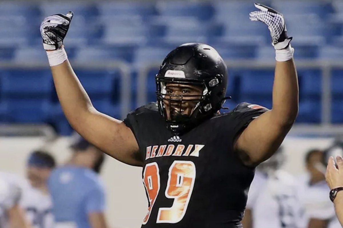 DeandreDoles's tweet photo. After a wonderful visit I am BLESSED to receive an offer from @HendrixFootball go warriors!
@Coach_JDarby 
@DaveKennedy16 https://t.co/EVHqvzQxV1