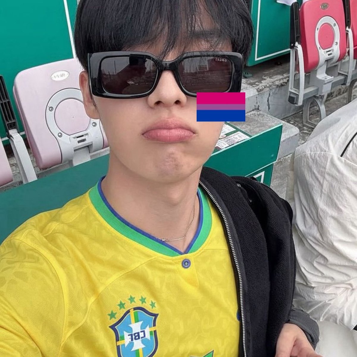 henry (jihoon's bf) tweet media
