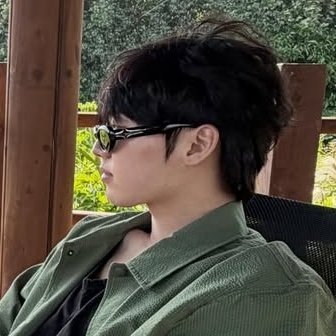 henry (jihoon's bf) tweet media