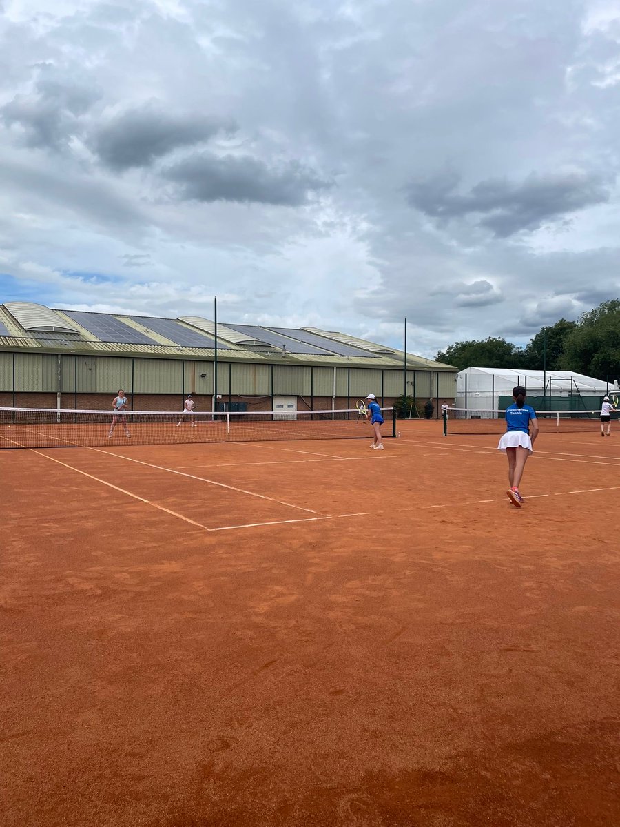 ltalincs's tweet photo. Lexus Nottingham Open 4 Counties Championship 🎾

Well done to our Lincs 12U players Samarth, William, Parisa &amp; Emily who represented the county well, displaying great efforts against Notts, Leics and Derby. Closely contested matches @ a joint 3rd finish #GoLincsTennis 👏🎾 https://t.co/NdahllVehE
