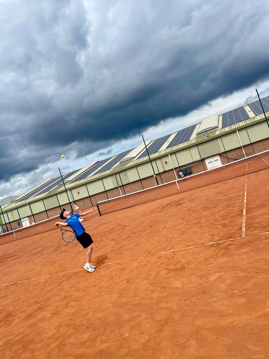 ltalincs's tweet photo. Lexus Nottingham Open 4 Counties Championship 🎾

Well done to our Lincs 12U players Samarth, William, Parisa &amp; Emily who represented the county well, displaying great efforts against Notts, Leics and Derby. Closely contested matches @ a joint 3rd finish #GoLincsTennis 👏🎾 https://t.co/NdahllVehE