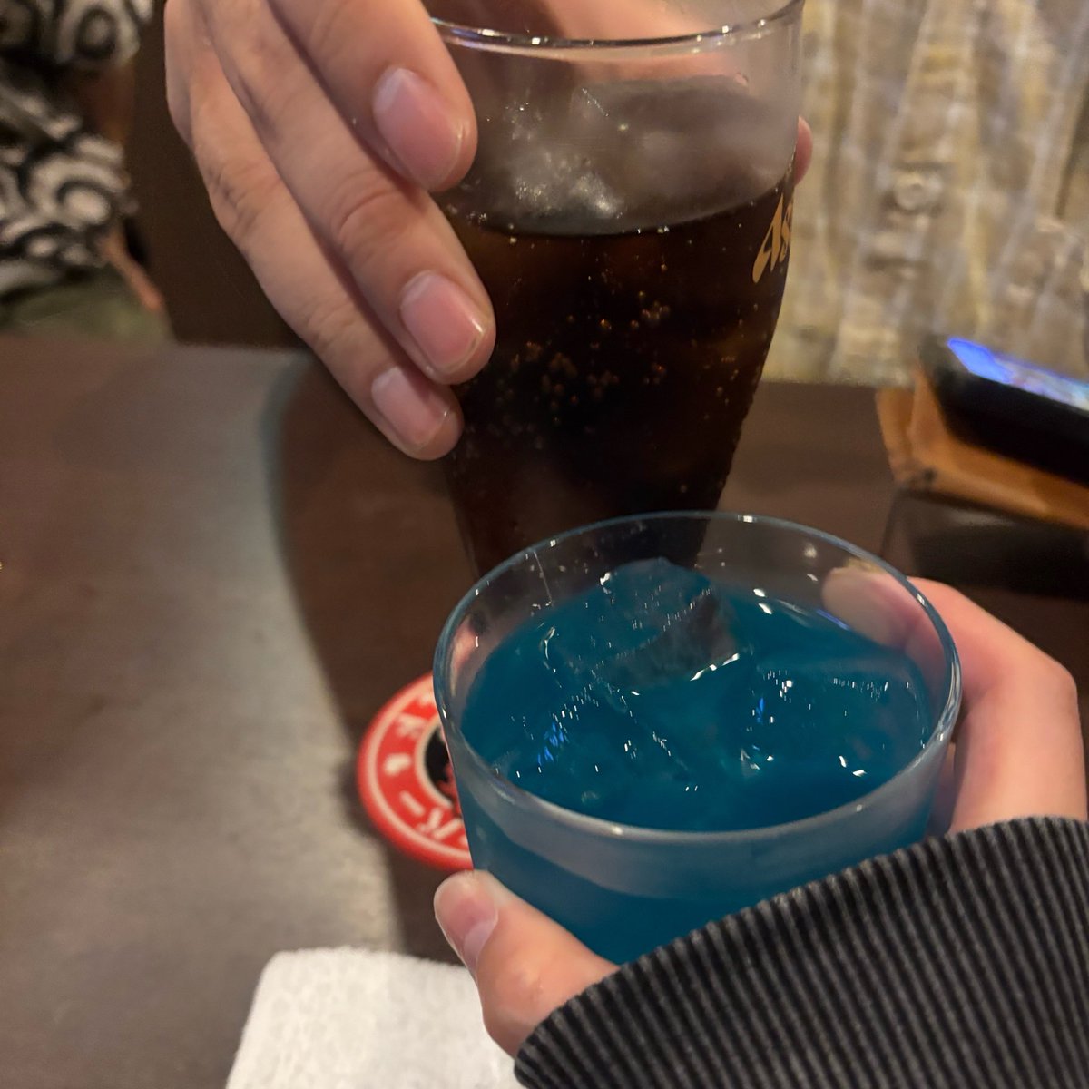 guild_tora's tweet photo. 退勤してま

今日顔馴染みいっぱいだたー‼️😸

超久々組✋🫪🤚いつめん
また来てな

なんか勘違いしてずっと2人はマブかと思ってた、初対面だったのウケる相性◎すぎ❔やばい話題振ってごめんやで😸💦

いつもありがとう😿病み上がり早く元気になあれ😸また月曜日ね🫪✊💦

乾杯ありがとうございまつ‼️ https://t.co/gAD4NVoMuJ