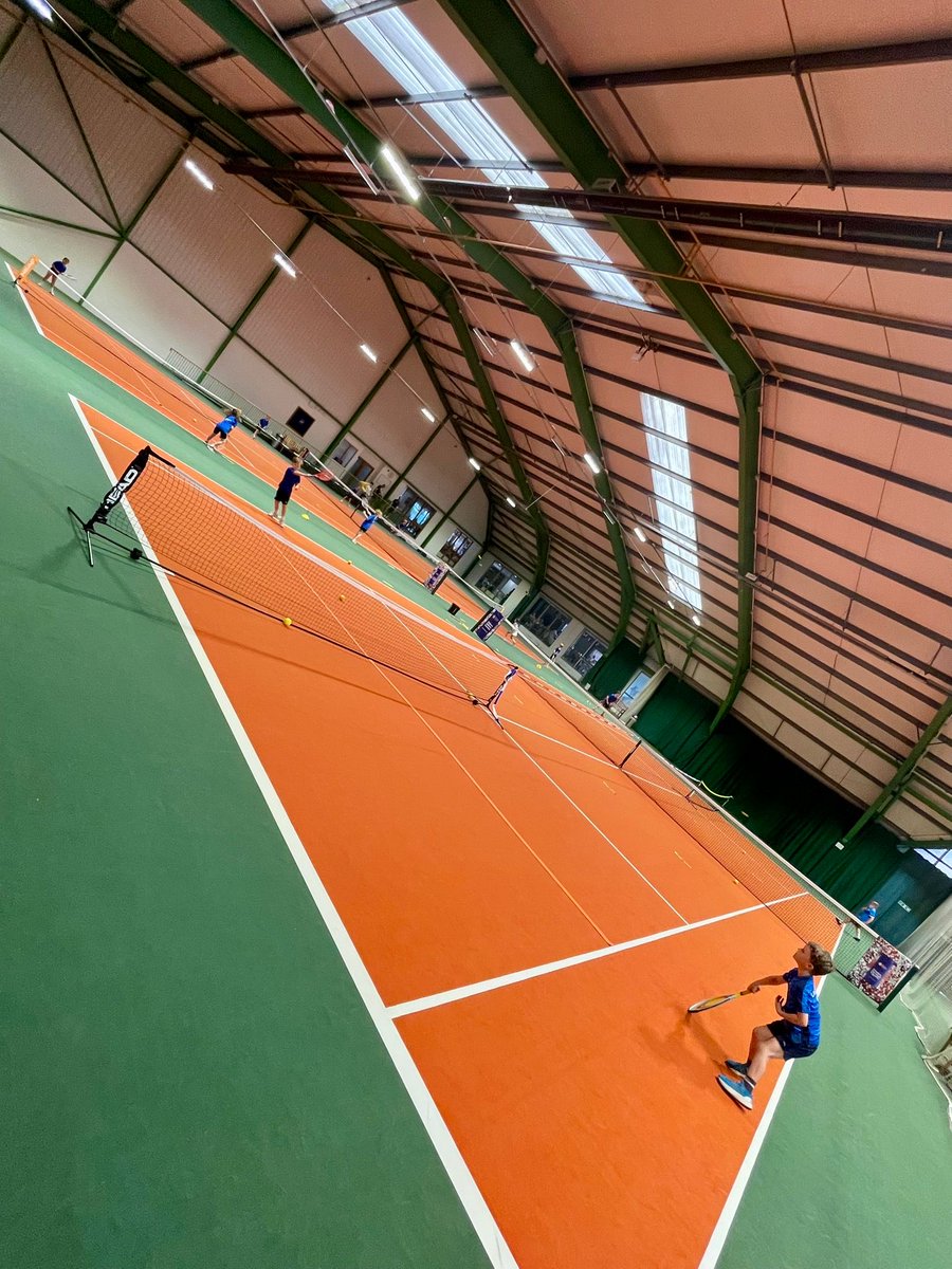 ltalincs's tweet photo. Our Lincs 8U Mixed continued thier hard work at DLBW on Saturday 20th June. We challenged their footwork and precision with the ball, measuring the effectiveness in competitive points. Well done team!! 🎾🏆👏👏 #GoLincsTennis https://t.co/2TbCwBVcO1