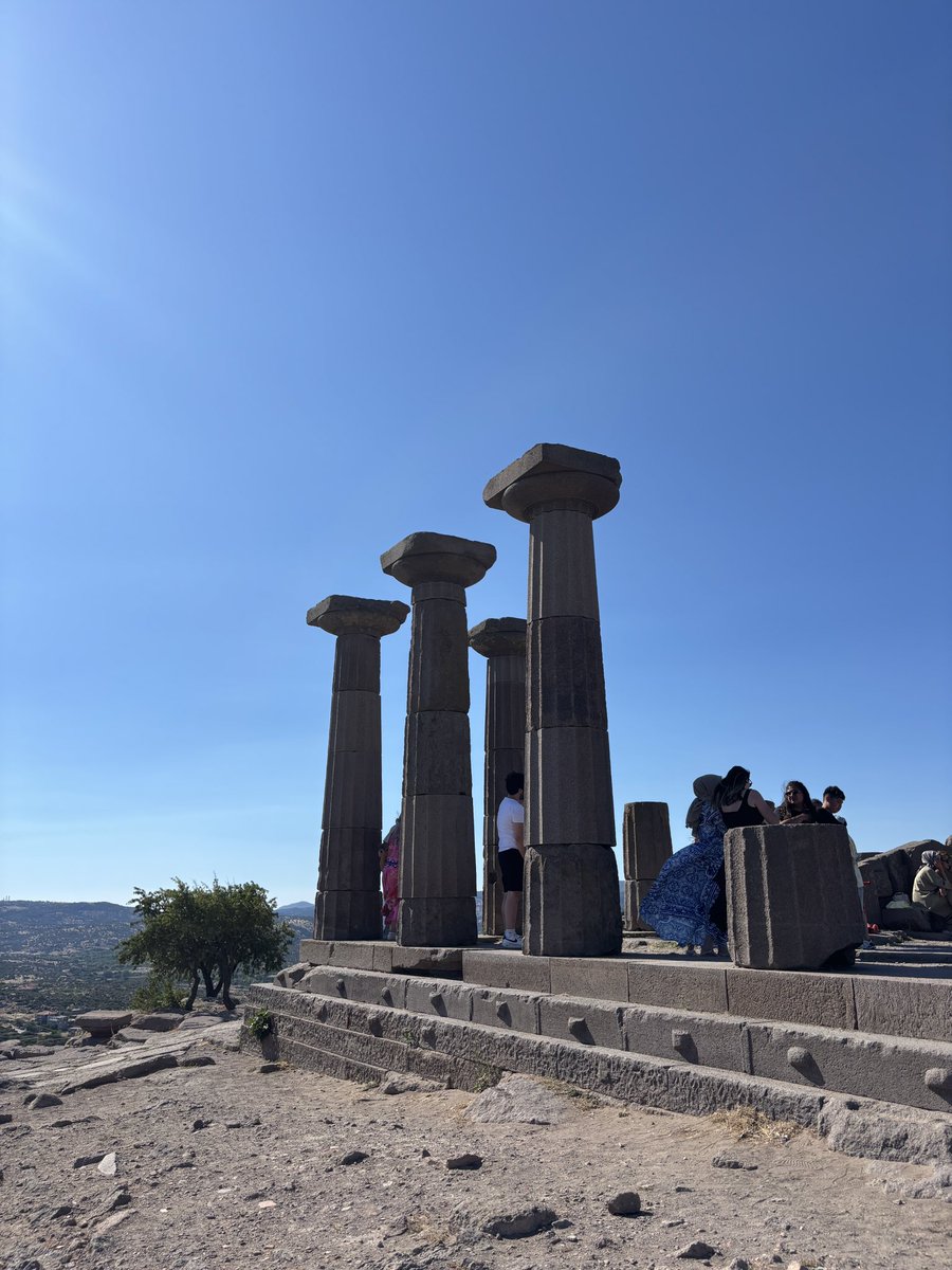 tuvavadi1's tweet photo. #Türkiye
#Çanakkale
#Assos
#TempleOfAthena https://t.co/Ygj8d5dFej
