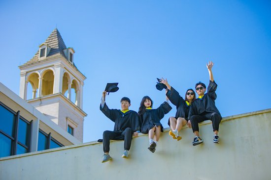 _MR_MAZER_'s tweet photo. Today, we close one chapter and step into the next. Grateful for every laugh, late study night, and friend by my side.  #Graduation2024， https://t.co/naMAkkAiUE