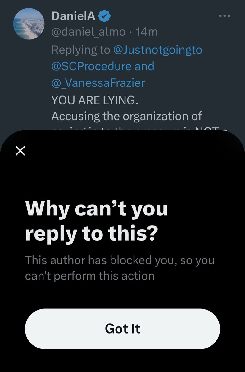Justnotgoingto's tweet photo. @daniel_almo @SCProcedure @_VanessaFrazier He said :
You caved to the obsession 
You are part of the bullying of Israel
Shame on you

Yes, we can all hear him attacking her!!
Lying &amp; running as usual!! https://t.co/B7SeJt7UHz