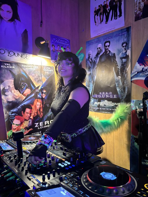 CODE OGBEE 🤩 - I really had fun DJing yesterday :3 https://t.co/Kg5dacZ5hX