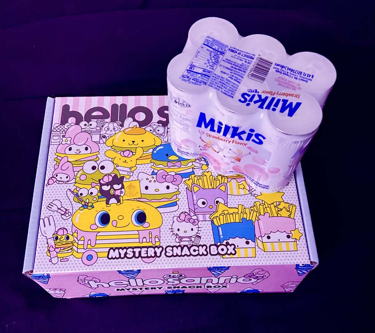 EnnkyEnn's tweet photo. Thanks for the snacks basilbarrelspinner!!!✨🍬 https://t.co/2UPaDCQynV