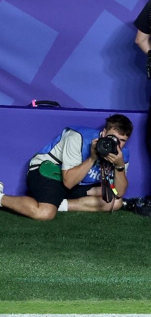 _MeDicenDann_'s tweet photo. -Hasta que no saques la mejor foto del mundial no vuelvas. 
-Bueno https://t.co/AMEUiO5pLL