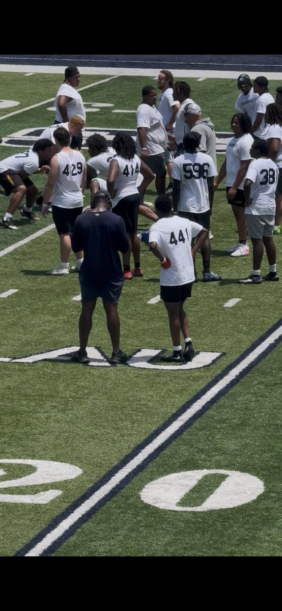 CymandricThomas's tweet photo. Had a great time at @ODUFootball @RickyRahne camp today. Won 2 of 3 reps  Thank you @CoachVic_  for the tips. Hoping to continue building a relationship with you and the whole coaching staff. @MBAP_Football @Jackmuldoon75 @Dreammakerseli1 @keon_akes @DELCOFootball @PrepRedzonePA https://t.co/3Zprnoe4WV