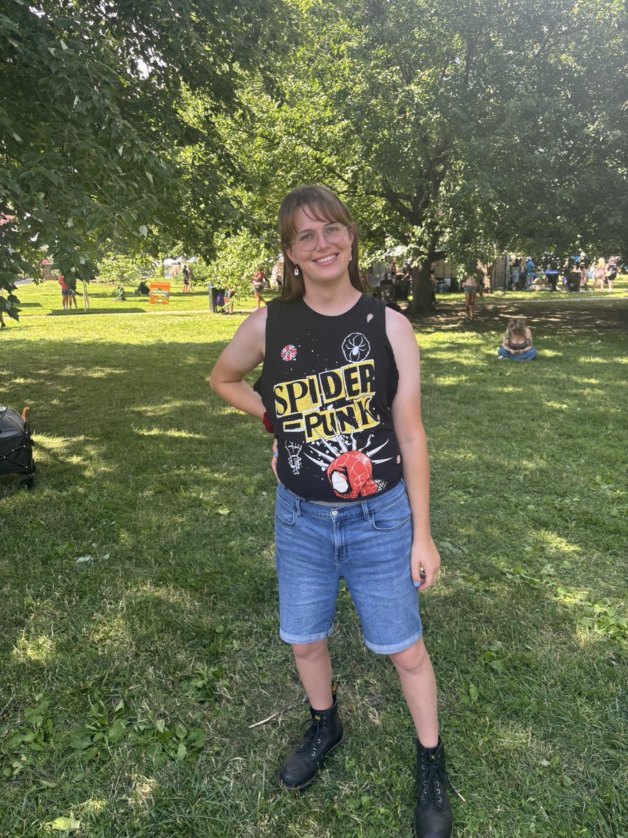 SuperMaddtroid's tweet photo. 2026 Pride fit ft. my chopped ass farmer’s tan https://t.co/BlyNqCP91c